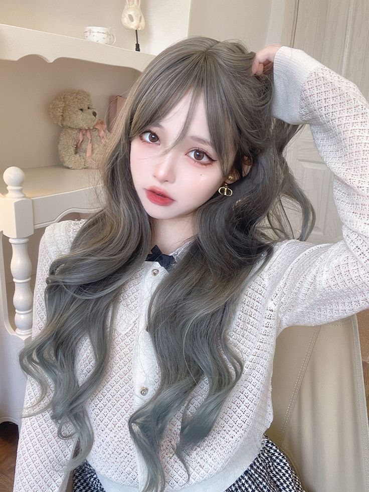 Ombre Hair Color Wavy 68CM Synthetic Wig.jpg