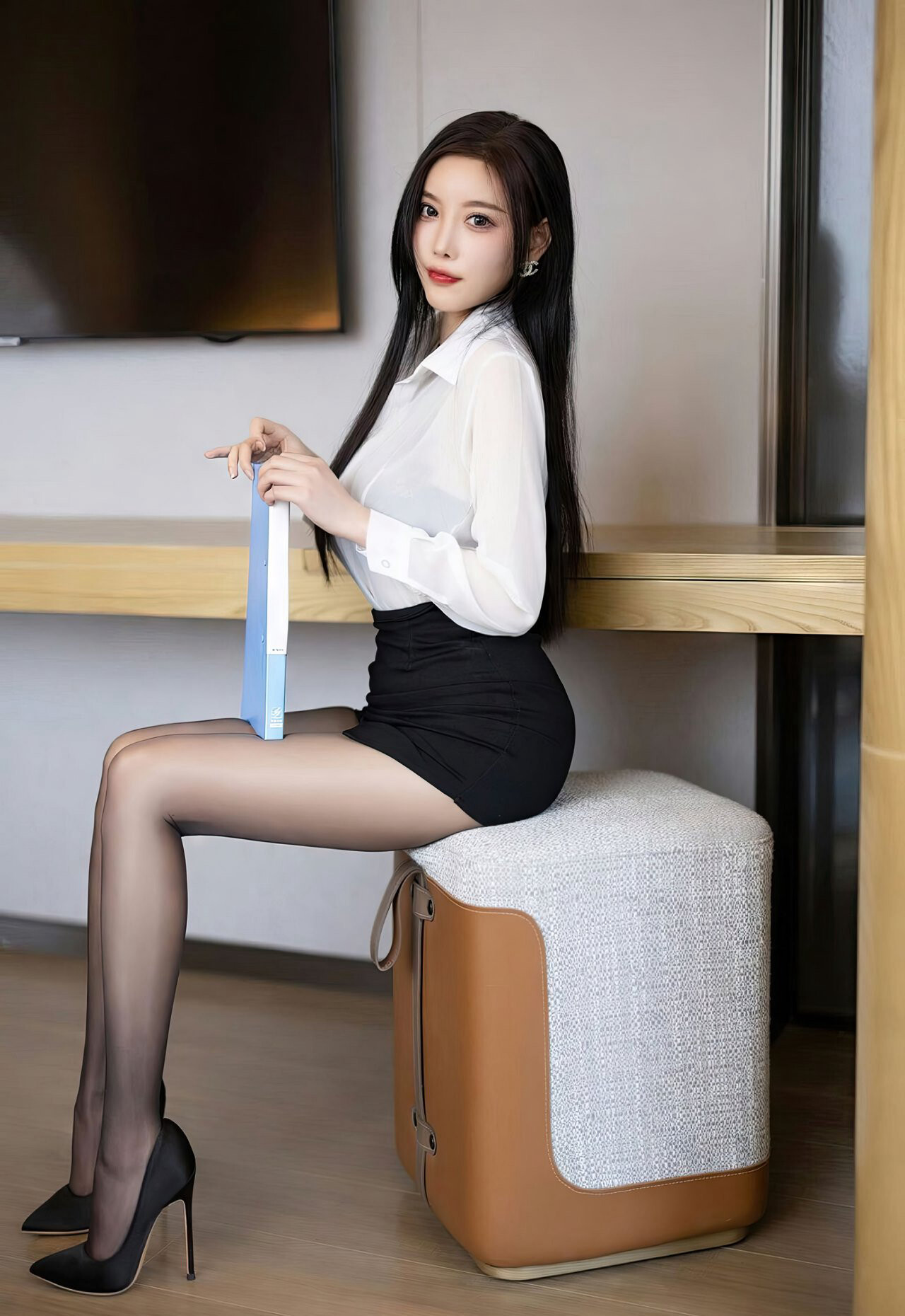 30edea697c8480afb448f84bb8bd1fbe.jpg